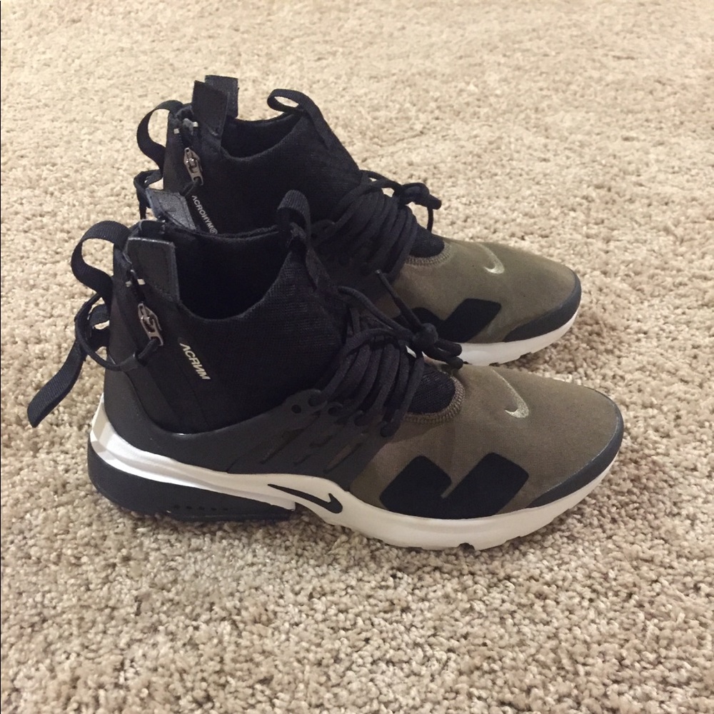 Nike Air Presto Acronym